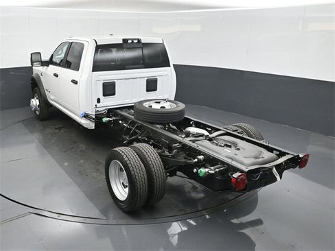 New 2026 RAM 4500 Tradesman image 32