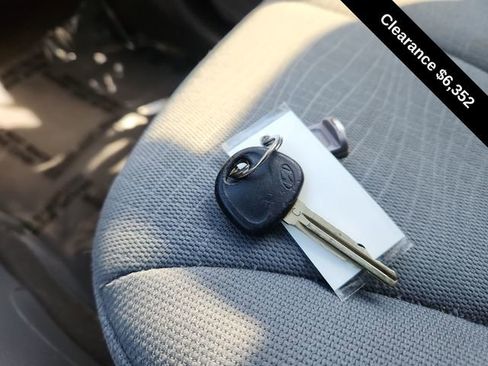 Used 2010 Hyundai Santa Fe GLS image 43