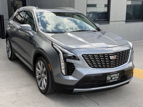 Used 2023 Cadillac XT4 Premium Luxury AWD/4WD image 7