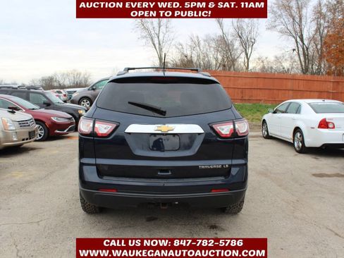 Used 2015 Chevrolet Traverse LS image 5