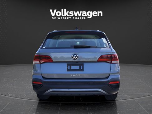Used 2024 Volkswagen Taos S FWD image 7