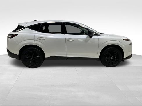 Used 2025 Nissan Murano SV AWD/4WD image 3