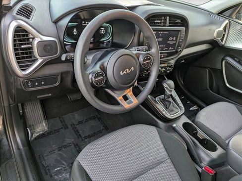 Used 2024 Kia Soul LX w/ Option Group 015 image 10