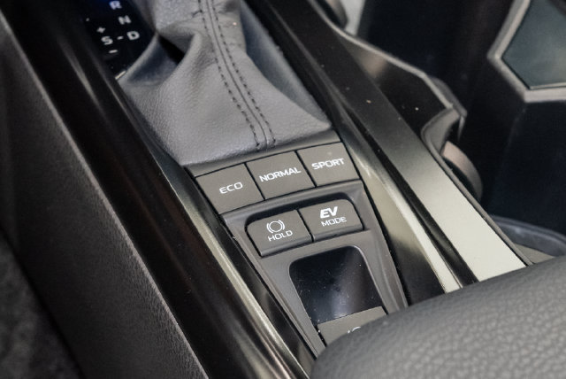 Used 2026 Toyota Camry SE w/ Multimedia Upgrade Package FWD image 19