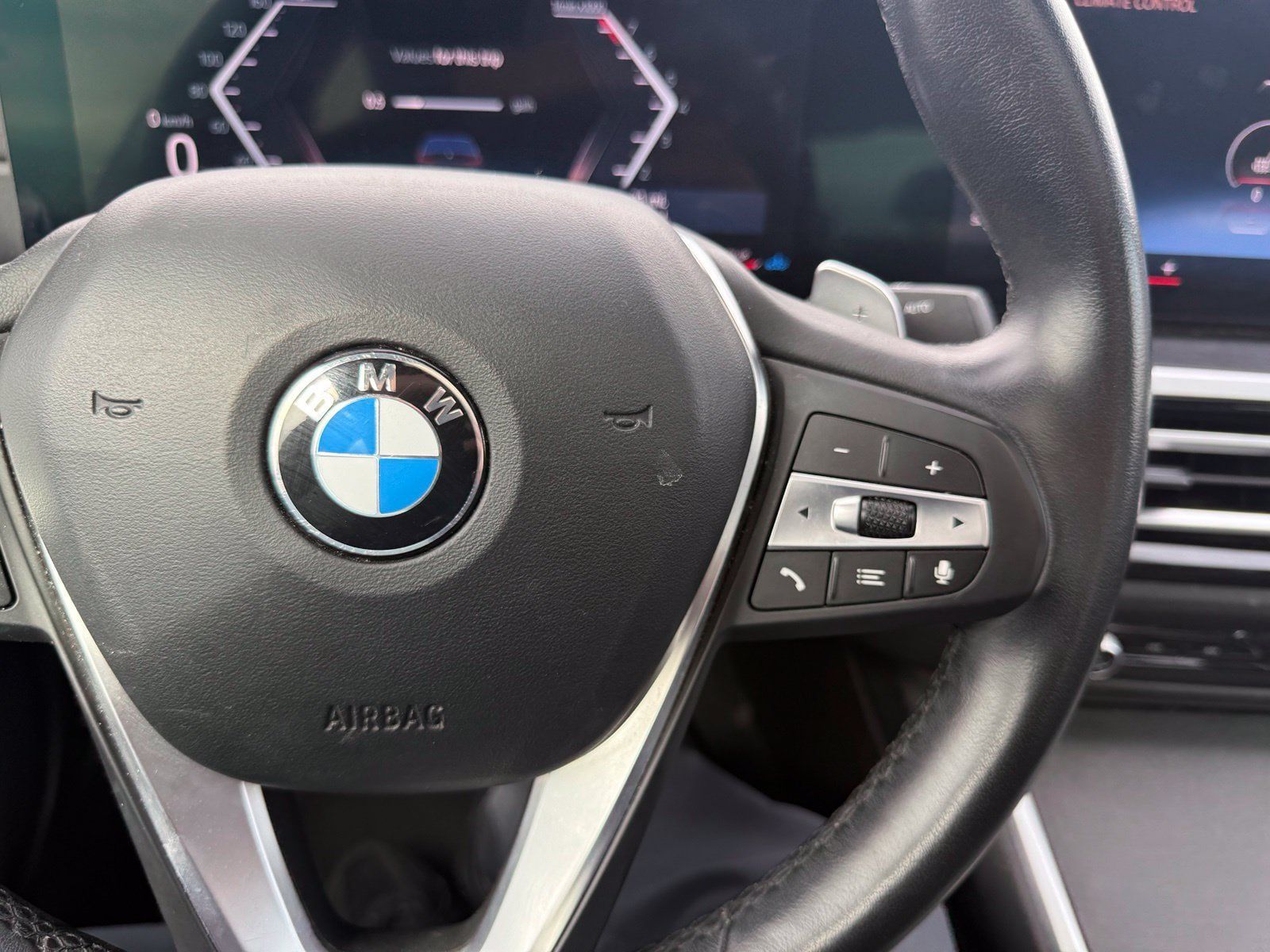 Used 2024 BMW 330i Sedan RWD image 19