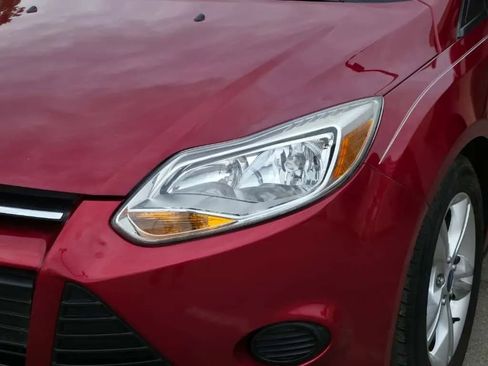 Used 2014 Ford Focus SE image 9