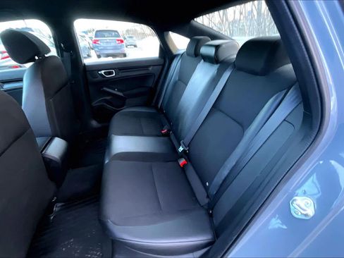 Used 2023 Honda Civic Sport image 19