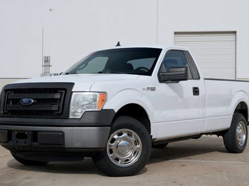 Used 2014 Ford F150 XL RWD image 2