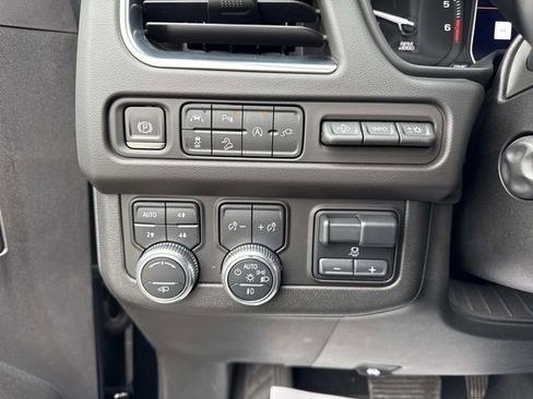 Used 2021 GMC Yukon AT4 w/ AT4 Premium Plus Package image 33