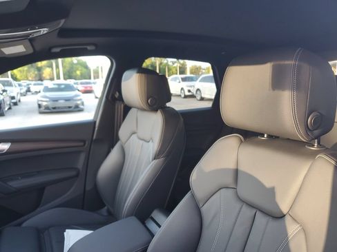 Certified 2025 Audi Q5 e Premium Plus w/ Premium Plus Package AWD/4WD image 23