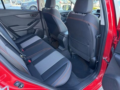 Used 2021 Subaru Crosstrek 2.0i Premium w/ Moonroof Package image 26