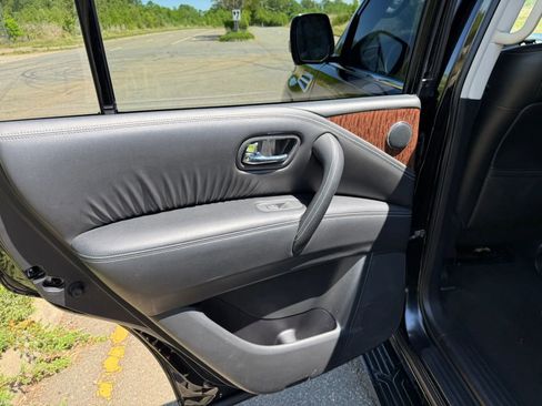 Used 2019 Nissan Armada SL w/ Premium Package AWD/4WD image 24