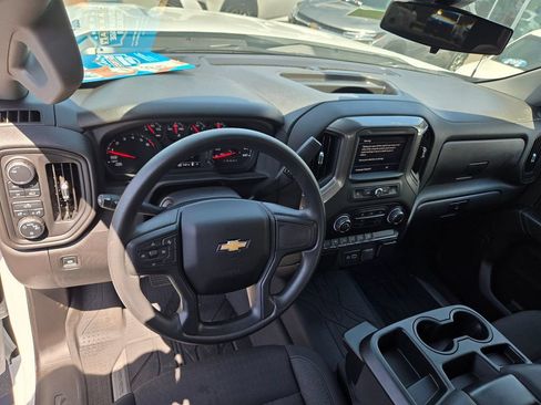 Used 2025 Chevrolet Silverado 1500 Custom AWD/4WD image 6
