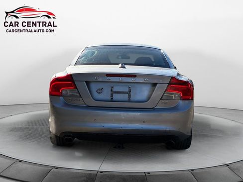 Used 2013 Volvo C70 T5 image 4