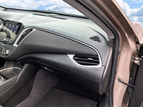 Used 2023 Chevrolet Malibu LT image 26