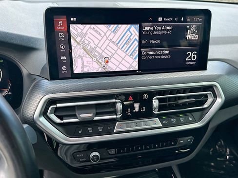 Used 2023 BMW X3 xDrive30i w/ M Sport Package image 13