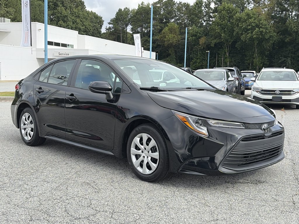Used 2024 Toyota Corolla LE FWD image 27
