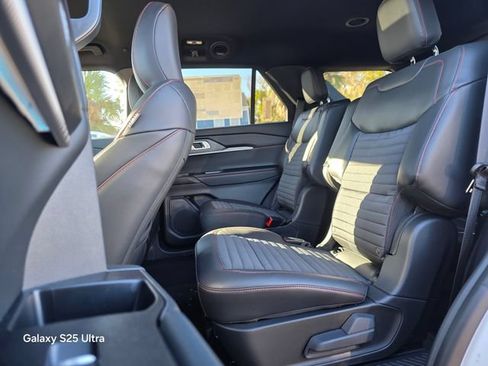 New 2026 Ford Explorer ST-Line w/ ST-Line Street Pack RWD image 12
