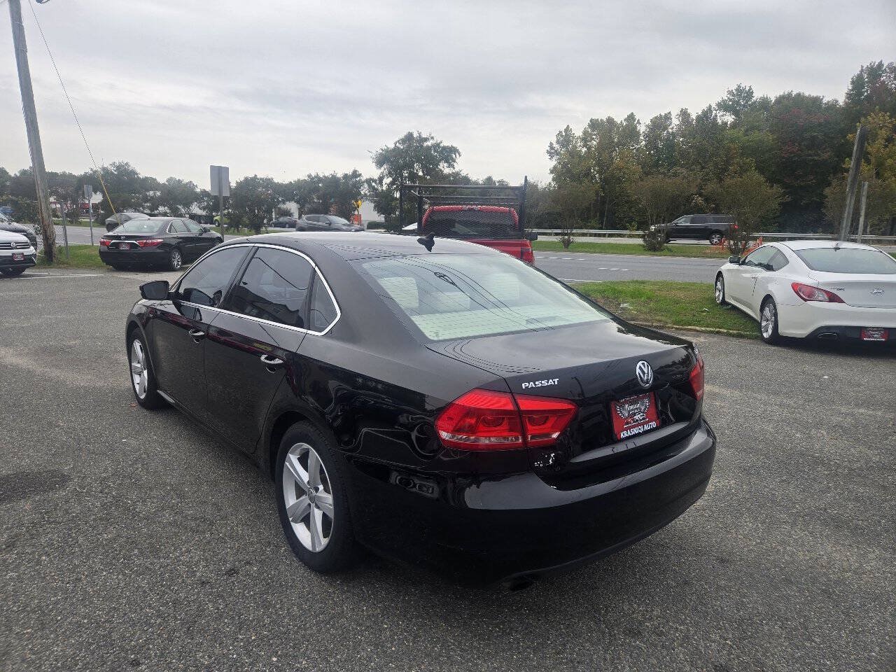Used 2015 Volkswagen Passat 1.8T Limited Edition FWD image 11