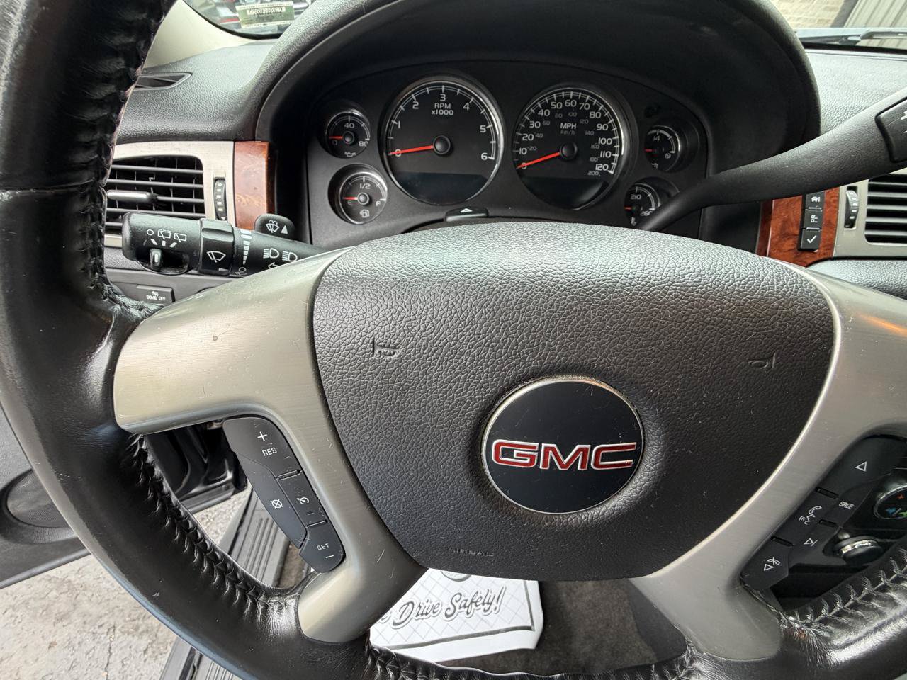 Used 2013 GMC Yukon SLT AWD/4WD image 48