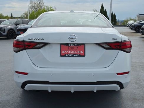 Used 2023 Nissan Sentra SV FWD image 4