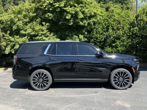 New 2026 Chevrolet Tahoe High Country AWD/4WD image 10