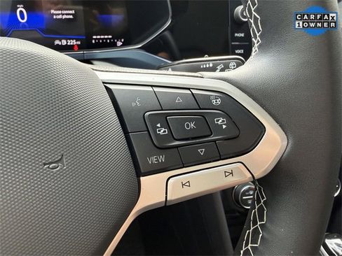 Used 2024 Volkswagen Taos SE image 19
