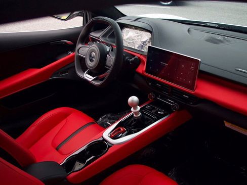 Used 2025 Lotus Emira image 19