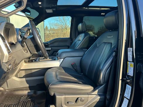 Used 2022 Ford F350 Platinum w/ Tremor Off-Road Package image 13