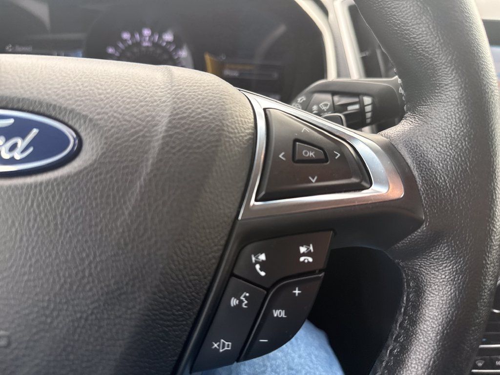 Used 2020 Ford Edge SEL w/ Convenience Package AWD/4WD image 25
