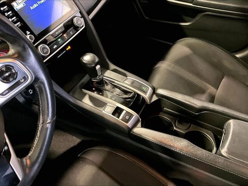 Used 2020 Honda Civic Sport image 18
