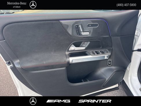 Certified 2023 Mercedes-Benz GLB 250 image 11