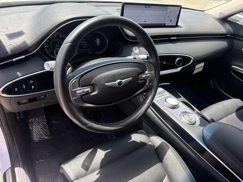Used 2025 Genesis GV70 2.5T AWD/4WD image 16
