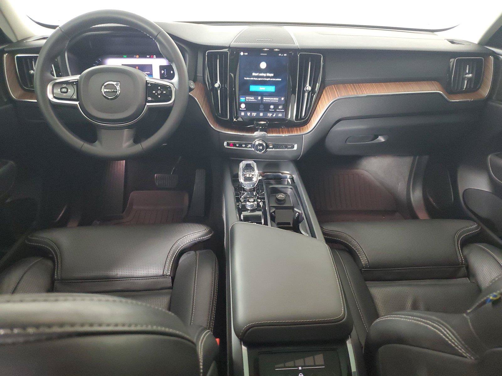 Used 2024 Volvo XC60 B5 Ultimate AWD/4WD image 15