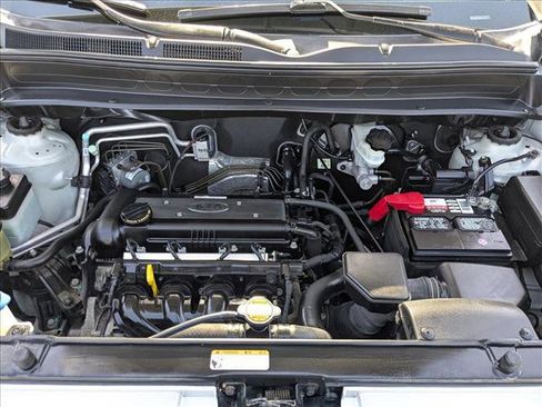 Used 2011 Kia Soul FWD image 20