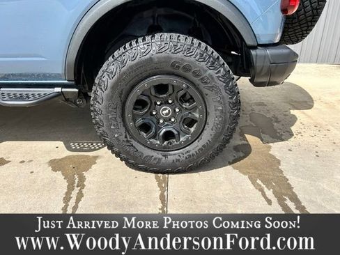 Used 2023 Ford Bronco Black Diamond AWD/4WD image 7