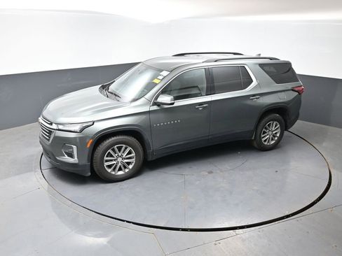 Used 2023 Chevrolet Traverse LT AWD/4WD image 19