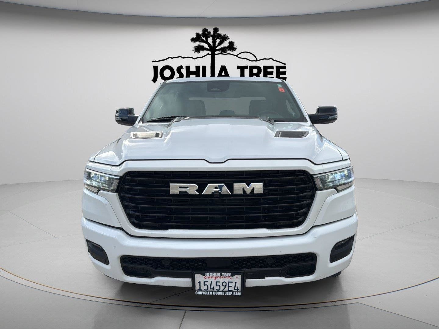 Used 2025 RAM 1500 Laramie w/ Sport Appearance Package AWD/4WD image 2