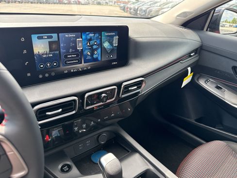 New 2027 Nissan Sentra SR FWD image 20