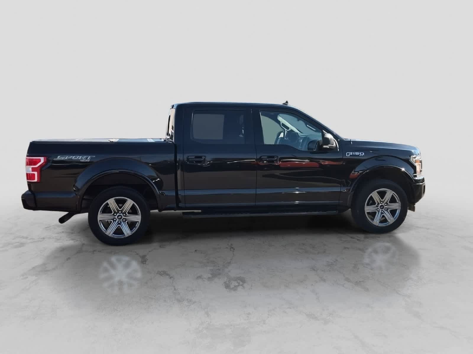 Used 2019 Ford F150 XLT w/ Equipment Group 302A Luxury AWD/4WD image 9