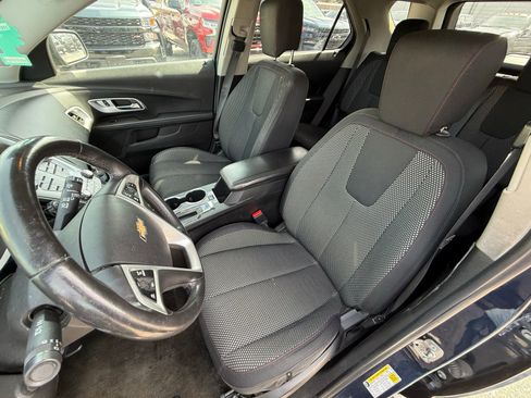 Used 2017 Chevrolet Equinox LT w/ Convenience Package image 11