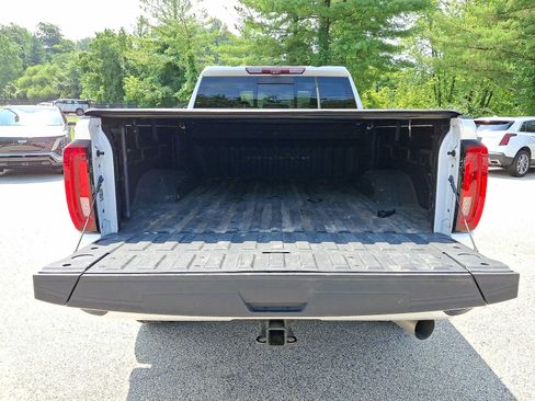 Used 2020 GMC Sierra 2500 Denali w/ Denali Ultimate Package AWD/4WD image 24
