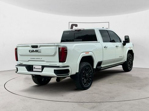 Used 2025 GMC Sierra 2500 Denali Ultimate AWD/4WD image 5