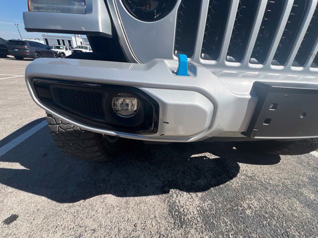 Used 2023 Jeep Wrangler Unlimited Sahara AWD/4WD image 19
