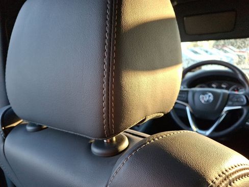 Certified 2023 Buick Enclave Essence image 13