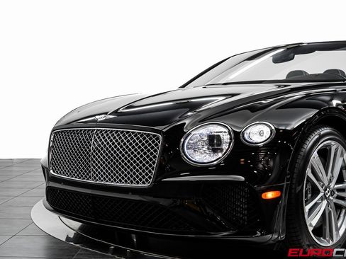 Used 2023 Bentley Continental GT Mulliner image 14