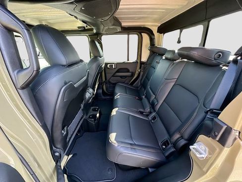 New 2026 Jeep Gladiator Mojave AWD/4WD image 17