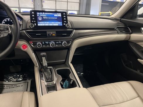 Used 2019 Honda Accord EX-L image 21