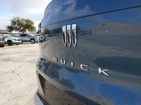 New 2026 Buick Envista Sport Touring image 7