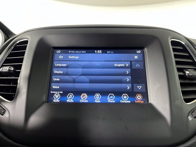 Used 2018 Jeep Compass Latitude w/ Popular Equipment Group AWD/4WD image 27